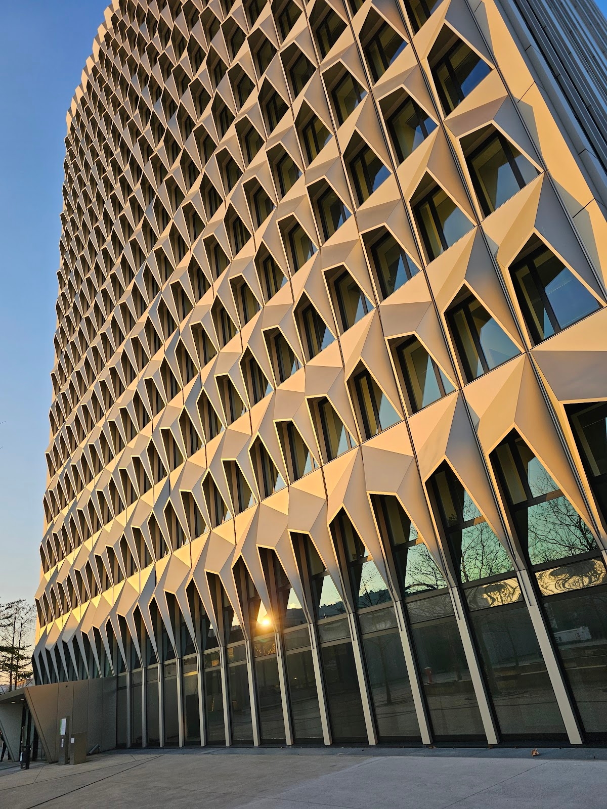 Augmented and Virtual Reality Design