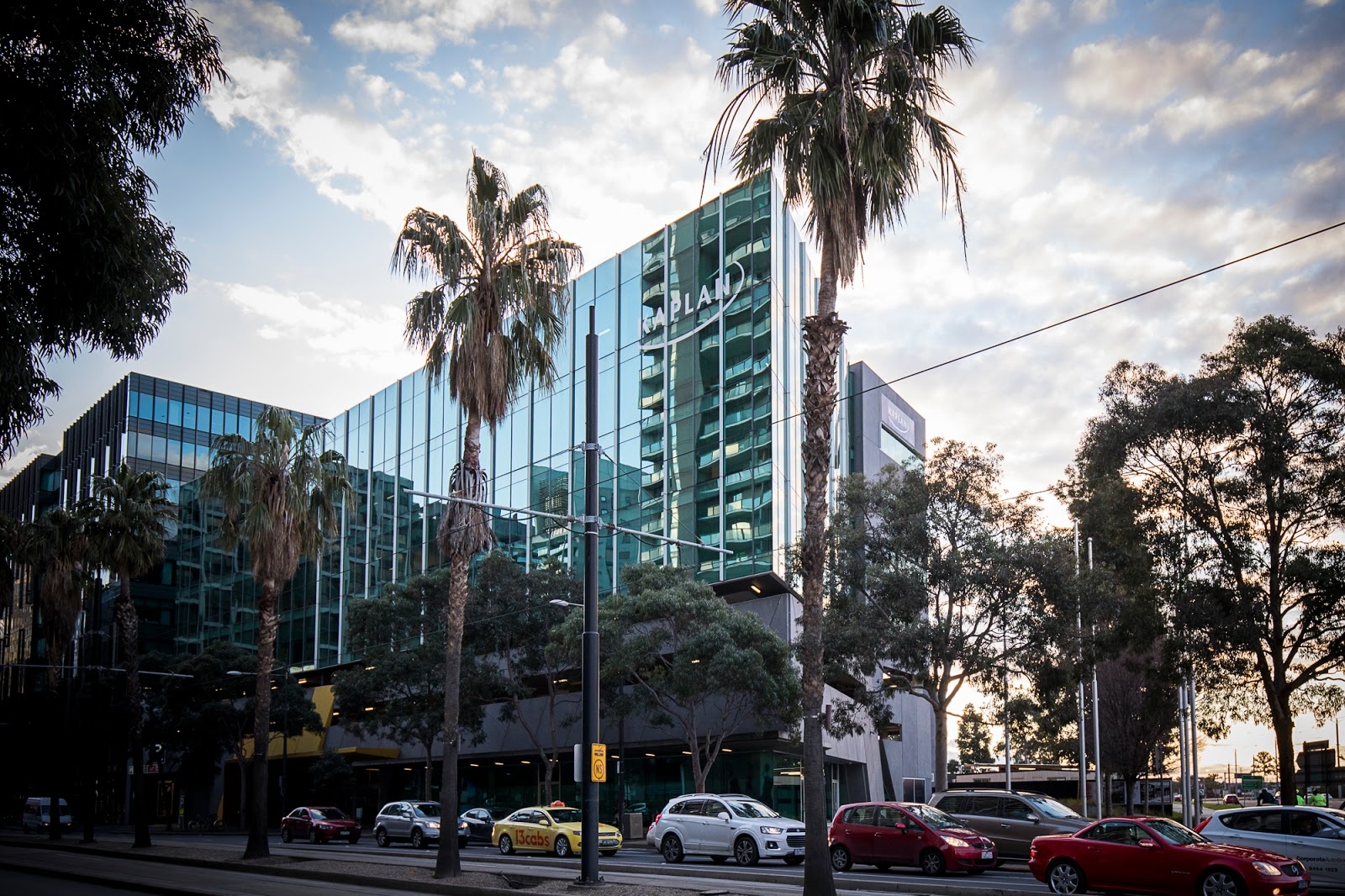 Kaplan Business School