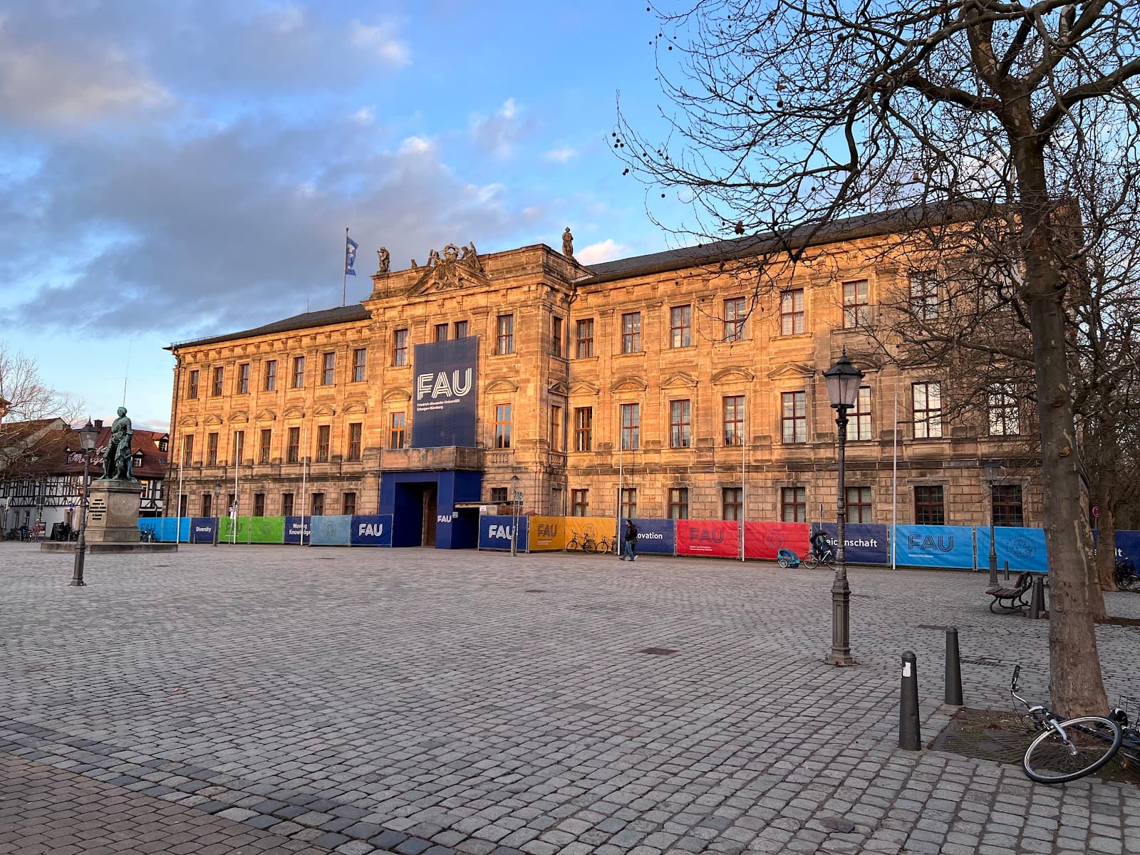 Friedrich-Alexander-Universität Erlangen-Nürnberg (FAU)