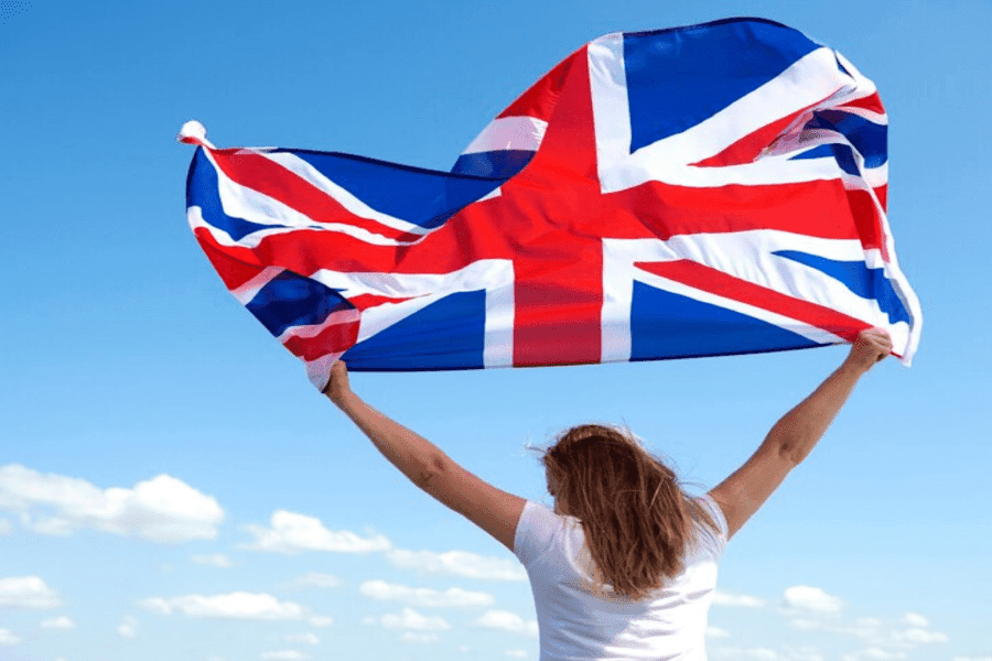 Moving to UK for higher studies? Things to keep in mind for an unforgettable experience
