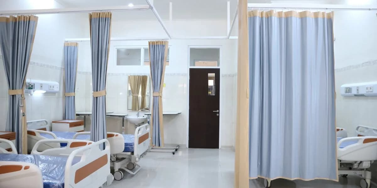 Describe the Scene of a Hospital: IELTS Cue Card