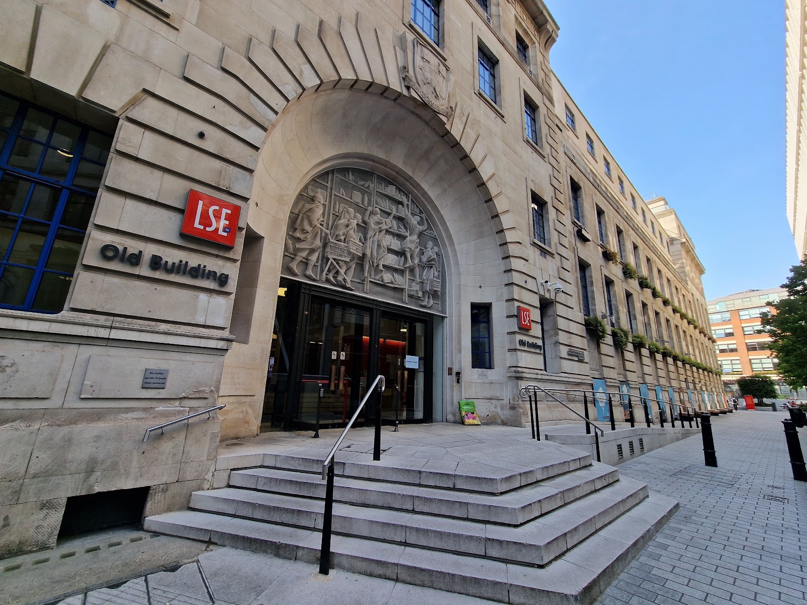 London School of Economics and Political Science