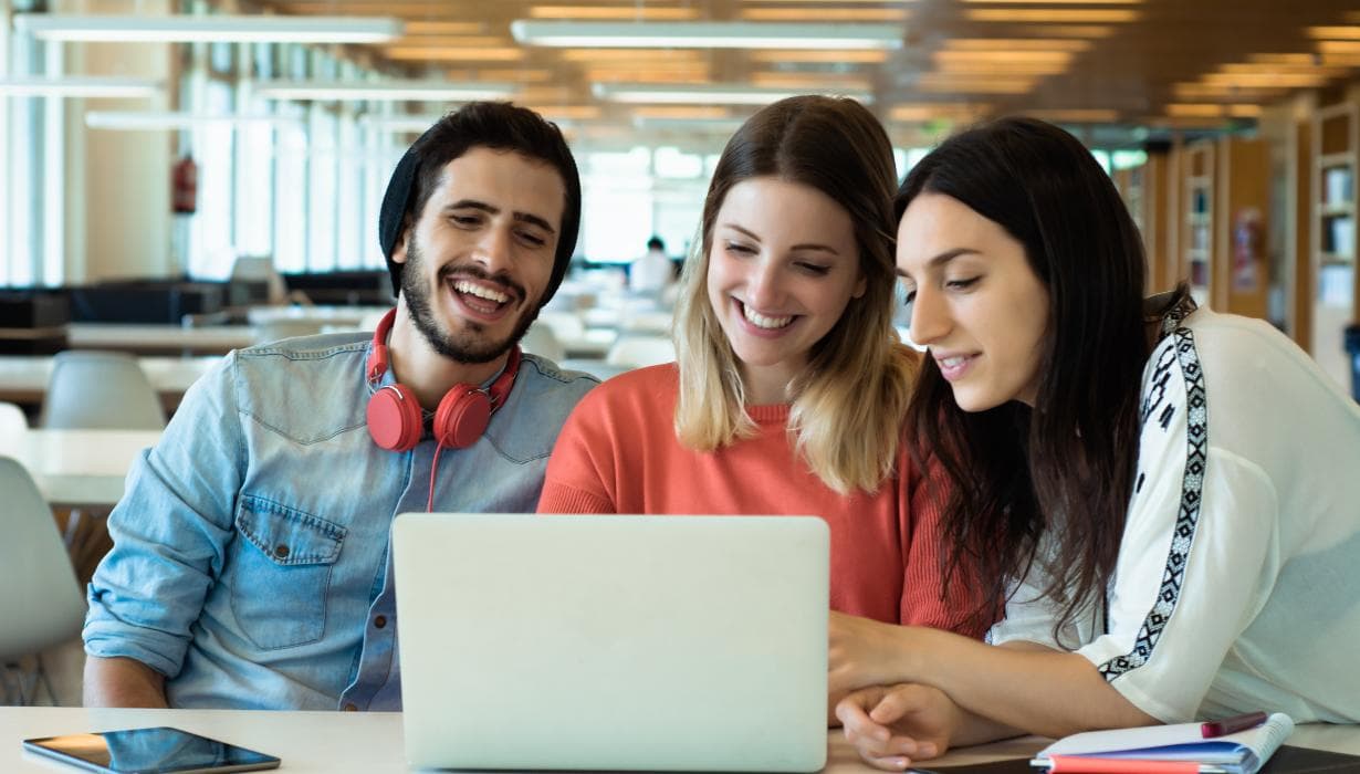 How to Apply to US Universities from India?