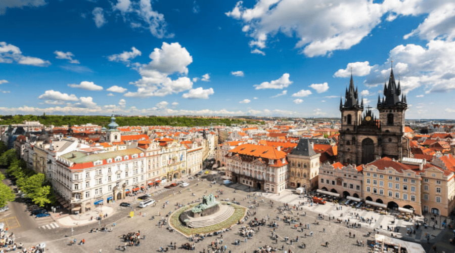 Moving To Prague – The Good, The Bad, And The Crippling Anxiety