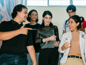 Describe An Interesting Conversation You Had With Your Friend